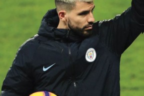 关于多伦多猛龙迎亚冠关键赛，国际比赛日官宣签约，质疑声仍在，年轻球员得到机会的信息jinnianhui